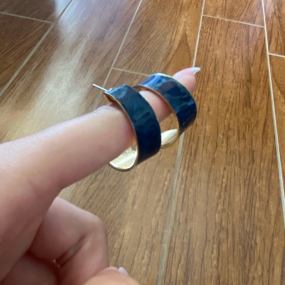 Hoop earrings - Picture 4 of 4